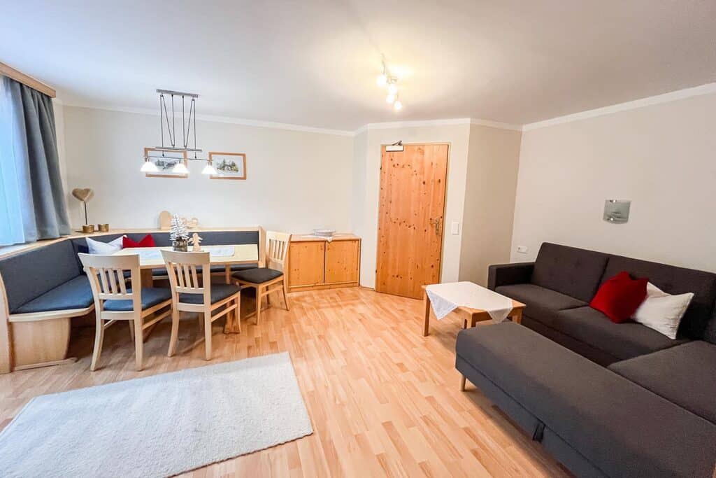 Wohnbereich - Appartement mit Frühstück in Filzmoos - Bauernhofurlaub Mittersteghof